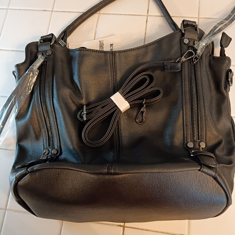 New With Tags  Realer Conceal Carry Purse Hand Bag Large Faux Black Leather